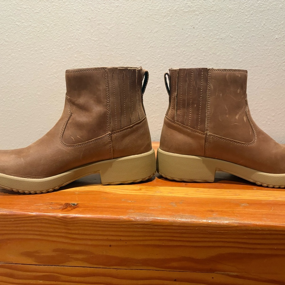 Twisted X Tan Leather Boots
